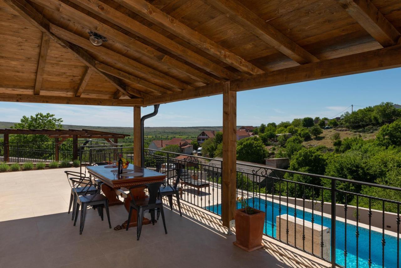 Modern Rustic Villa Kate Бенковац Экстерьер фото