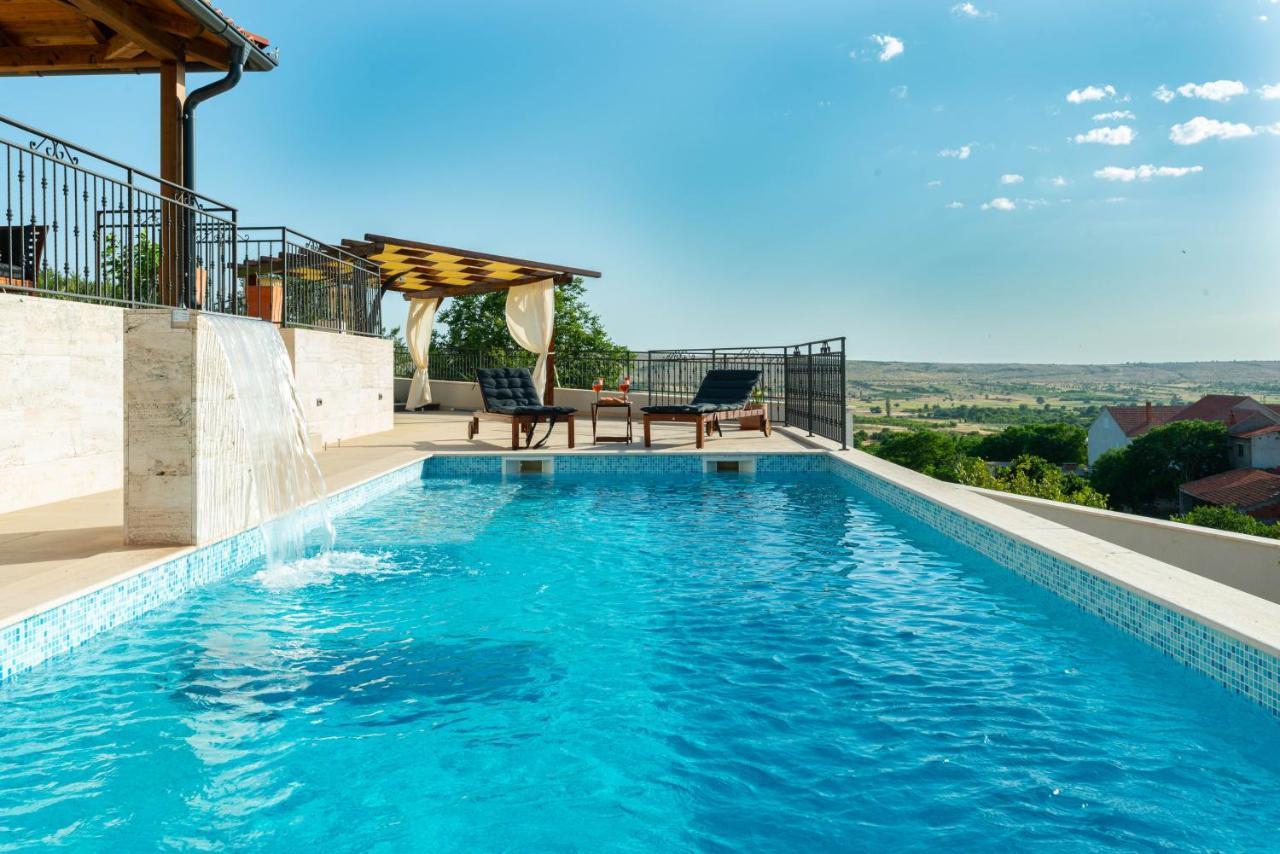 Modern Rustic Villa Kate Бенковац Экстерьер фото